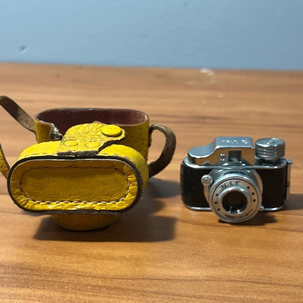 Vintage Japanese “Hit “Type Subminiature Camera Yellow Leather Case 1950s 1960s